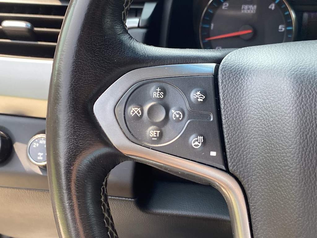 Thumbnail: 2015 Chevrolet Tahoe - 28