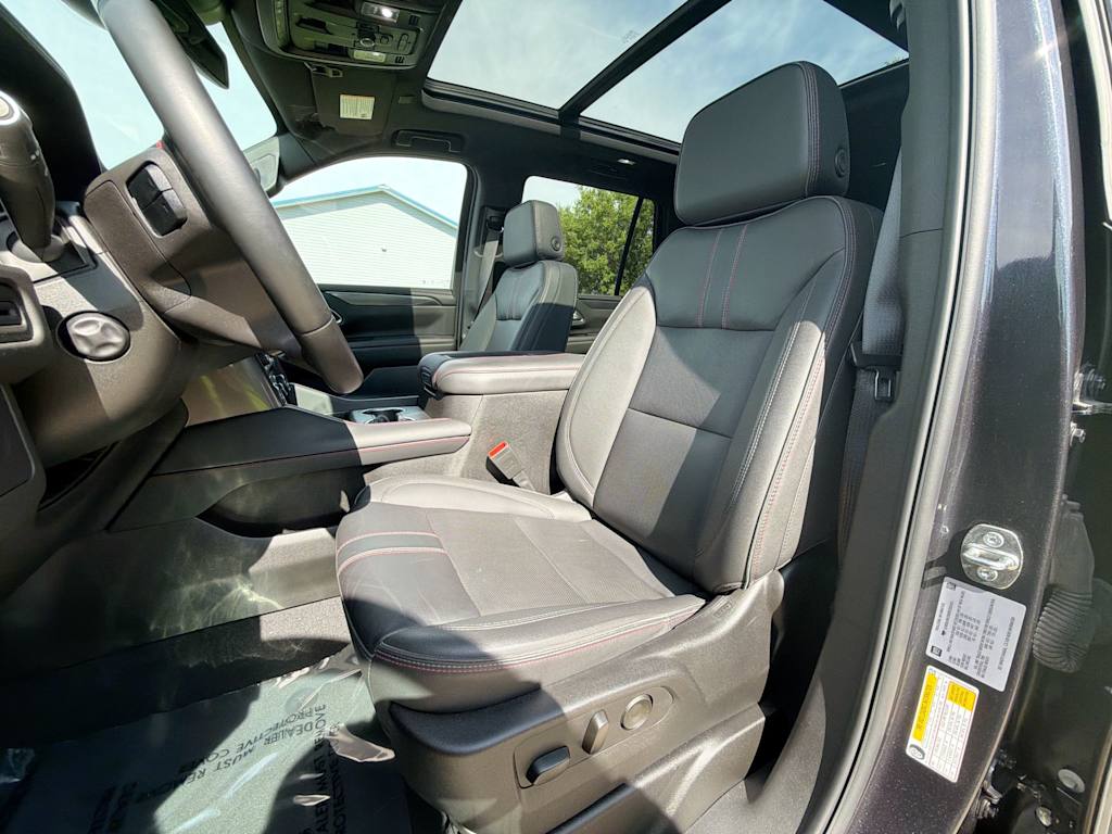 Thumbnail: 2024 Chevrolet Tahoe - 9
