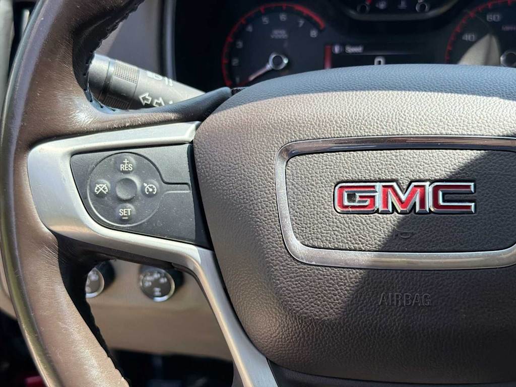 Thumbnail: 2015 GMC Canyon - 26
