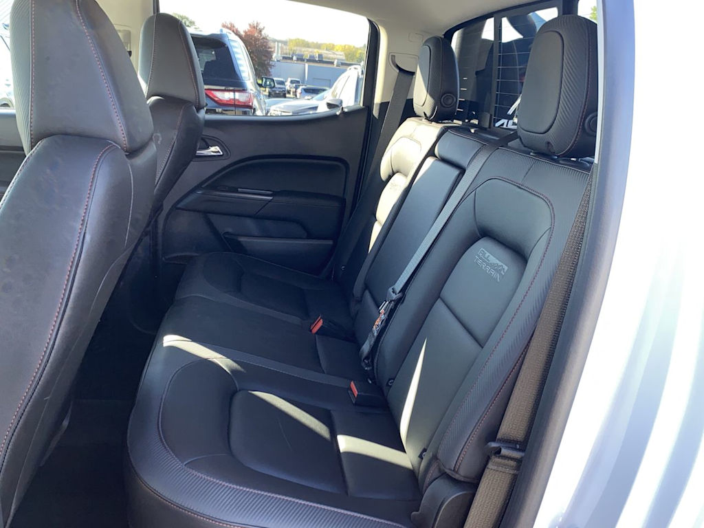 Thumbnail: 2018 GMC Canyon - 26