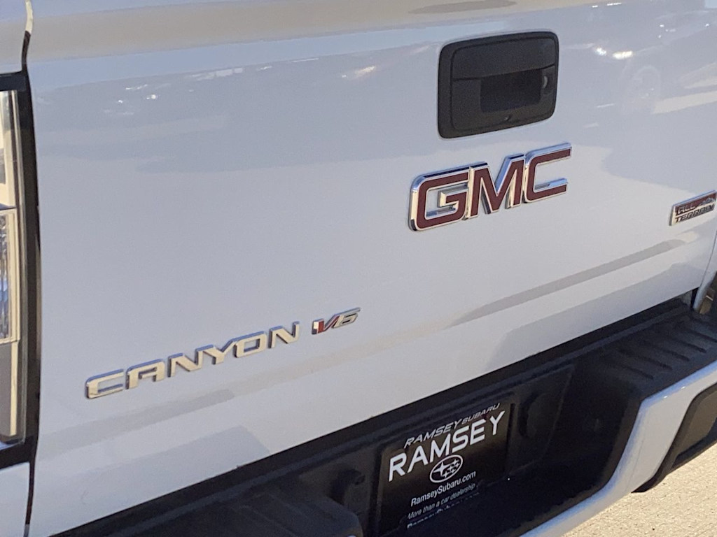 Thumbnail: 2018 GMC Canyon - 6