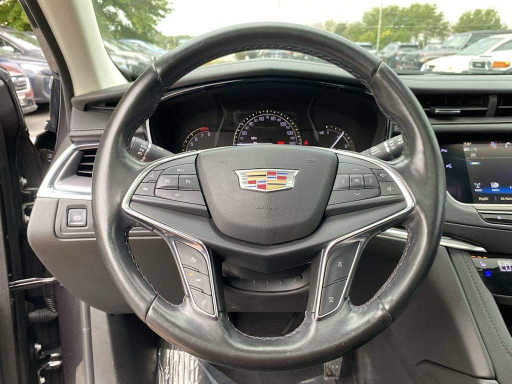 Thumbnail: 2019 Cadillac XT5 - 12
