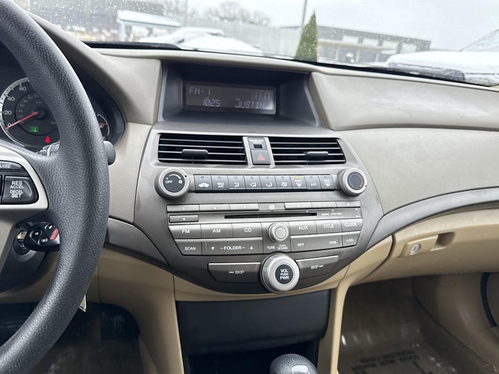 Thumbnail: 2010 Honda Accord - 13