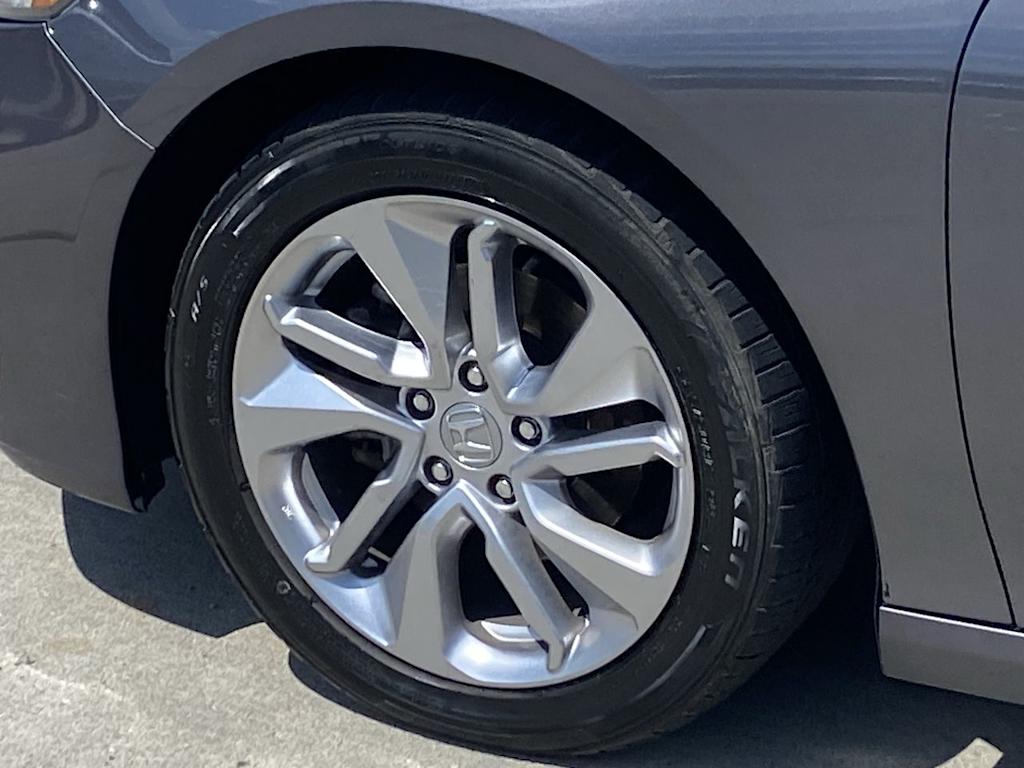 Thumbnail: 2018 Honda Accord - 6