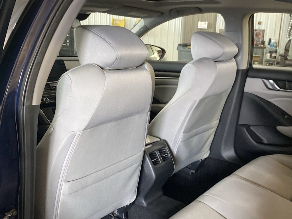 2020 Honda Accord EX 13
