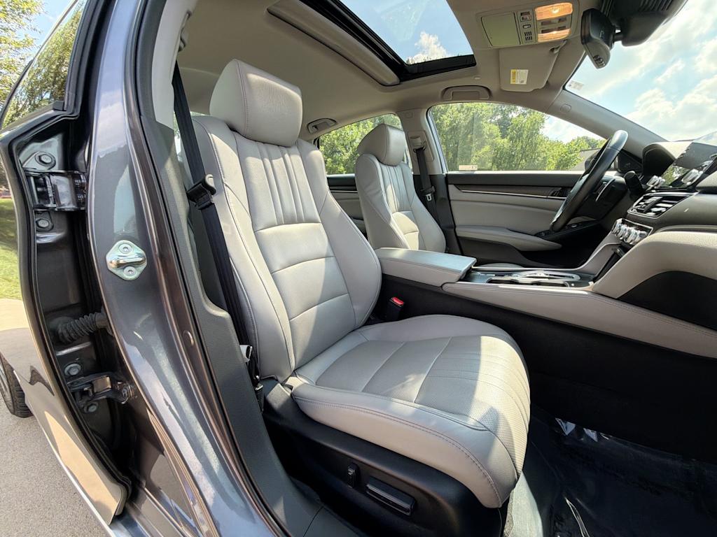 Thumbnail: 2018 Honda Accord - 10