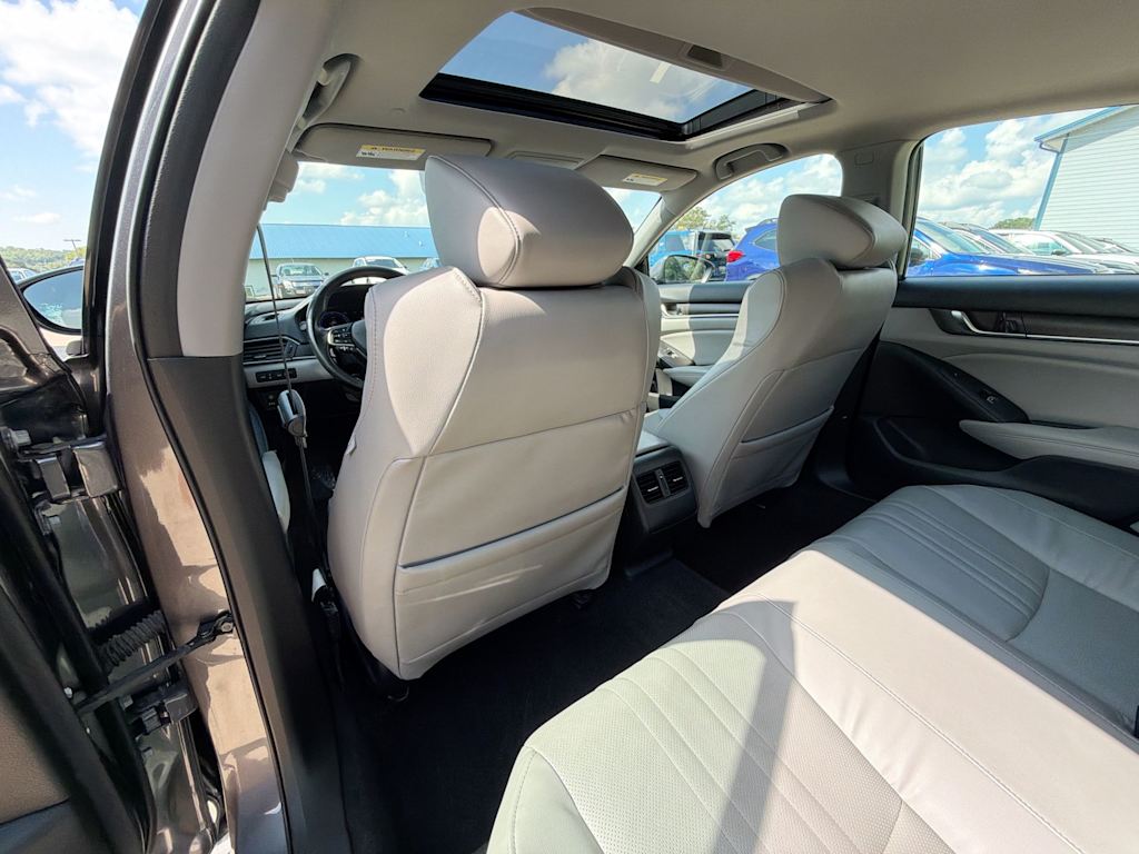 Thumbnail: 2018 Honda Accord - 11