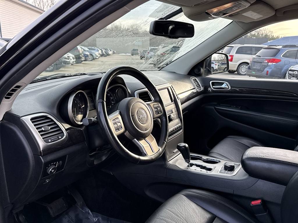 Thumbnail: 2011 Jeep Grand Cherokee - 2