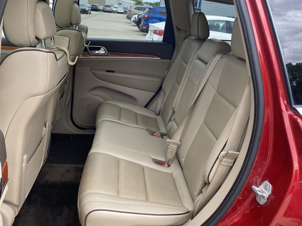 Thumbnail: 2011 Jeep Grand Cherokee - 27