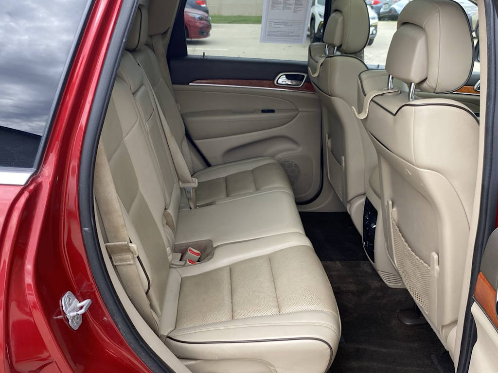 Thumbnail: 2011 Jeep Grand Cherokee - 28
