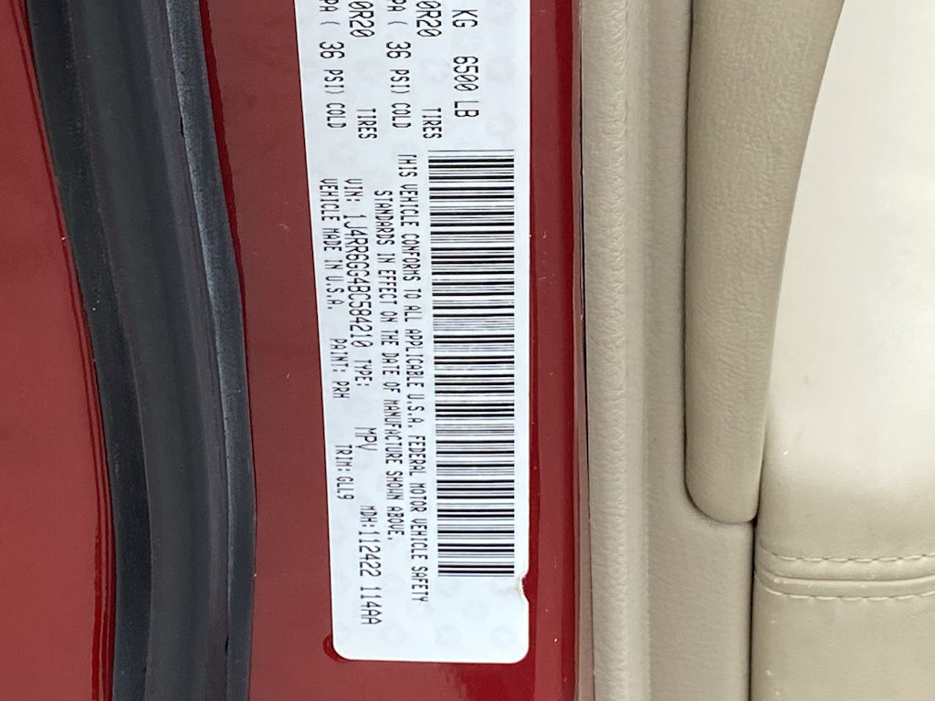 Thumbnail: 2011 Jeep Grand Cherokee - 18