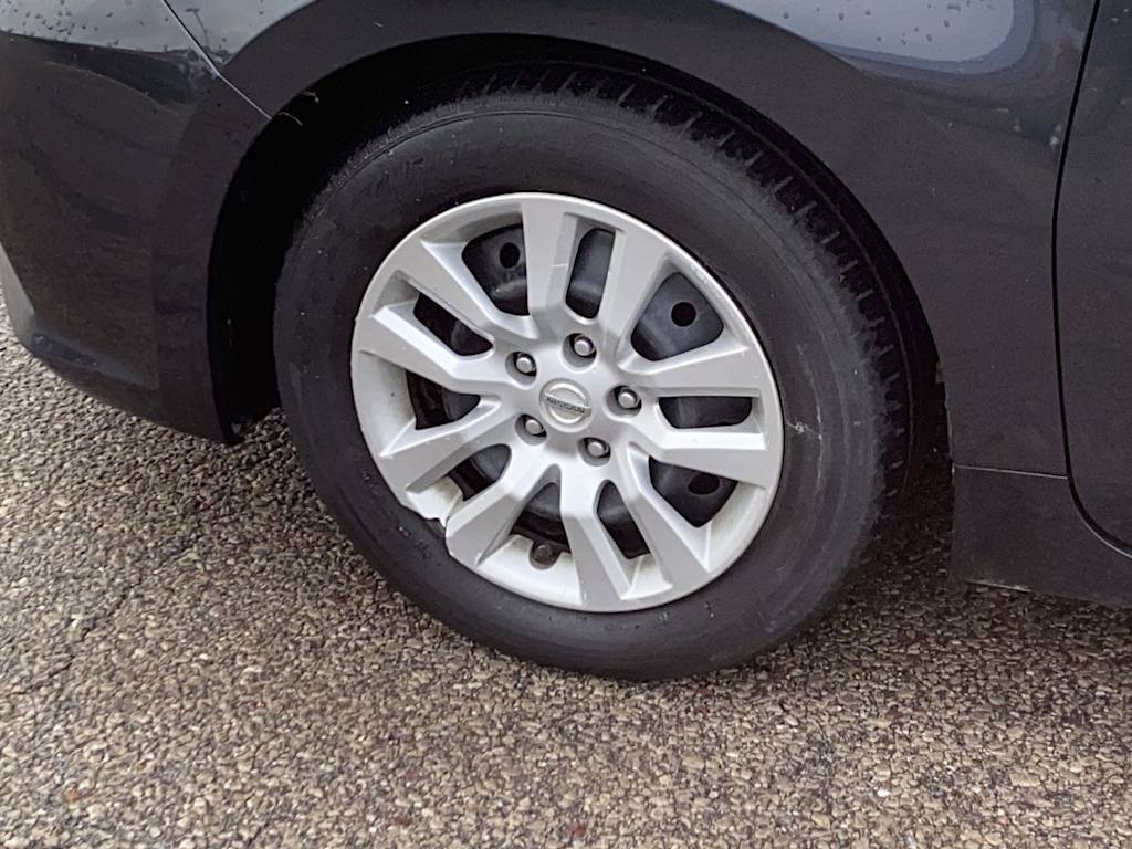 Thumbnail: 2016 Nissan Altima - 5