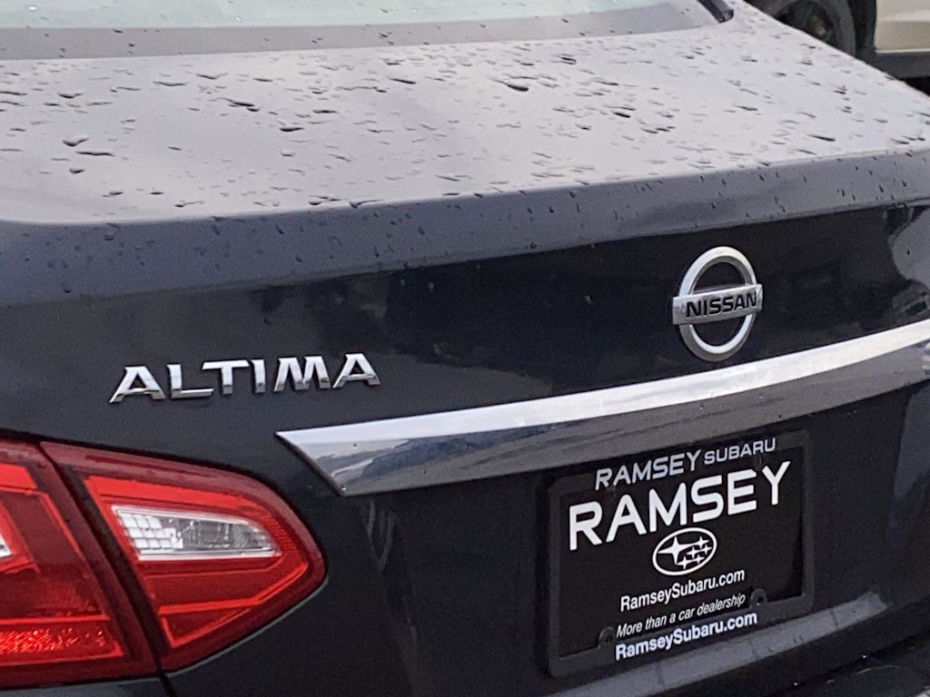 Thumbnail: 2016 Nissan Altima - 23