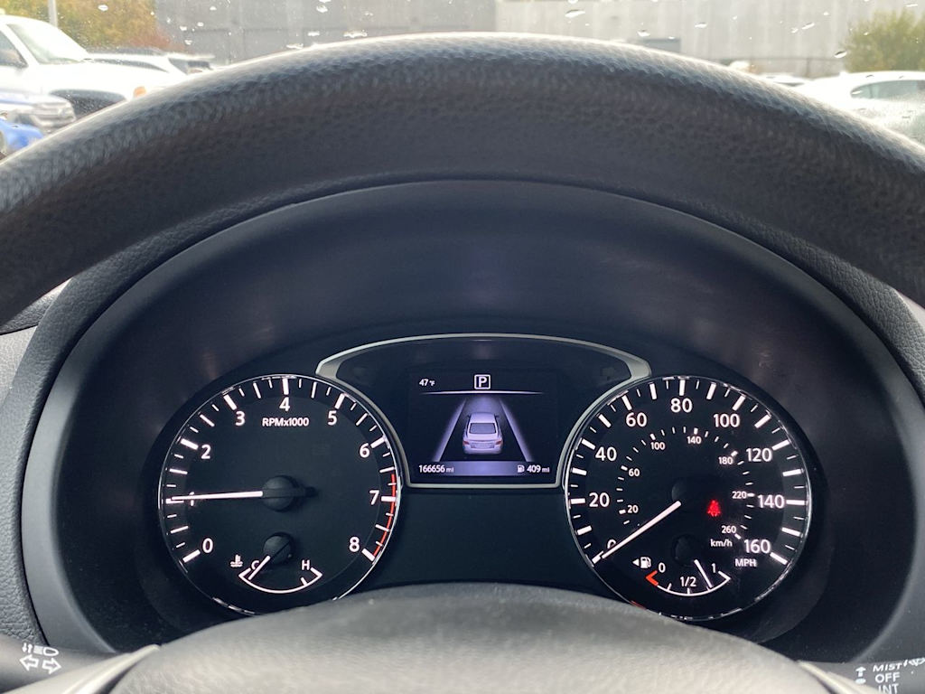 Thumbnail: 2016 Nissan Altima - 14