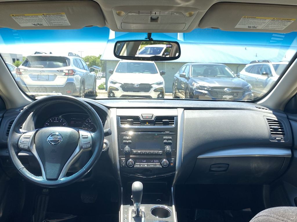Thumbnail: 2013 Nissan Altima - 8