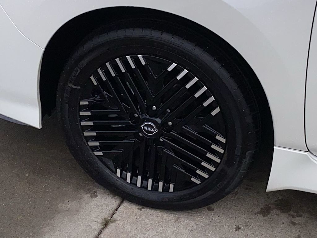 Thumbnail: 2024 Nissan Leaf - 7