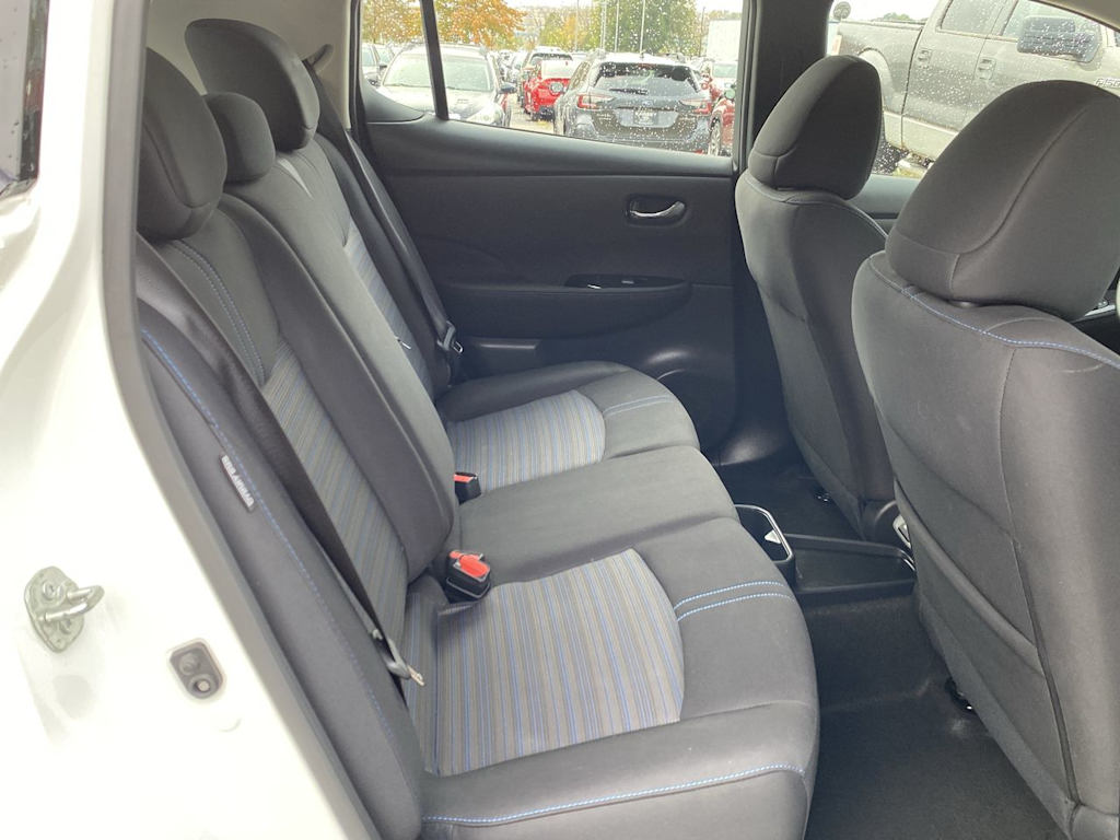 Thumbnail: 2024 Nissan Leaf - 27