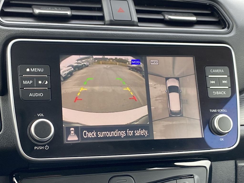 Thumbnail: 2024 Nissan Leaf - 32