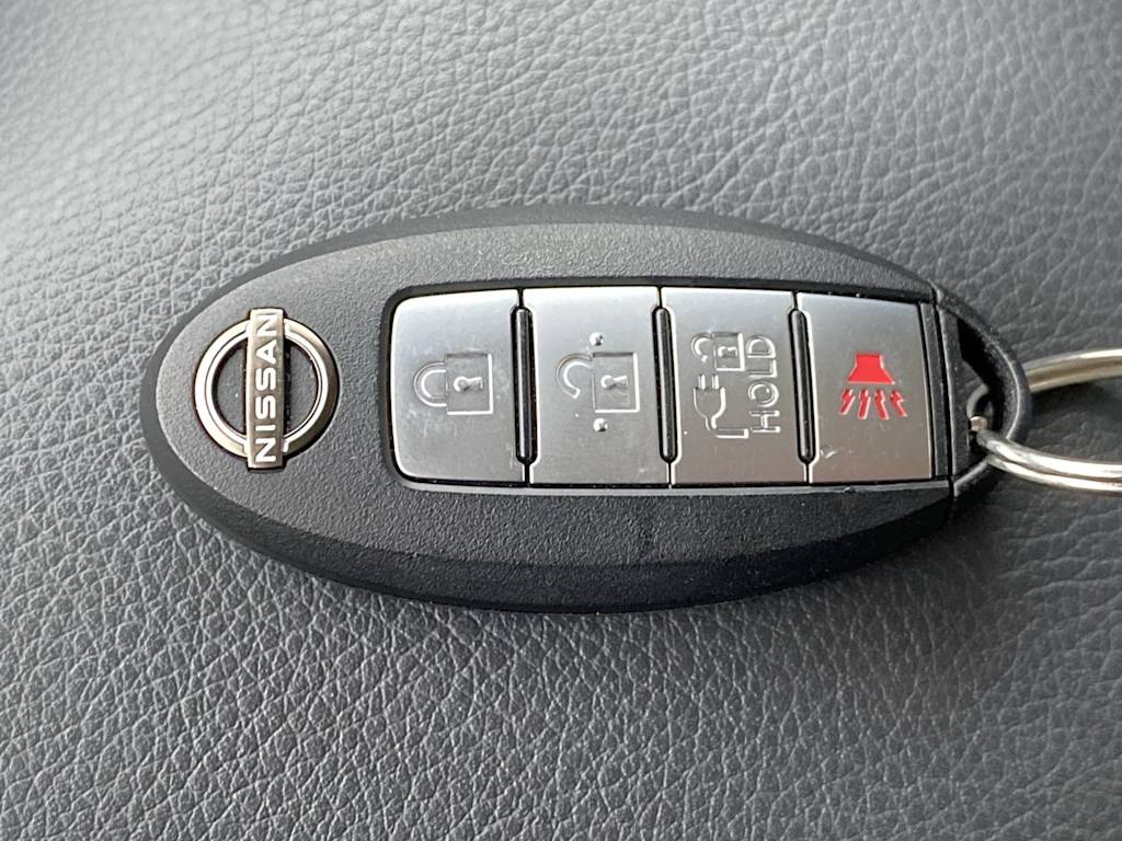 Thumbnail: 2024 Nissan Leaf - 18