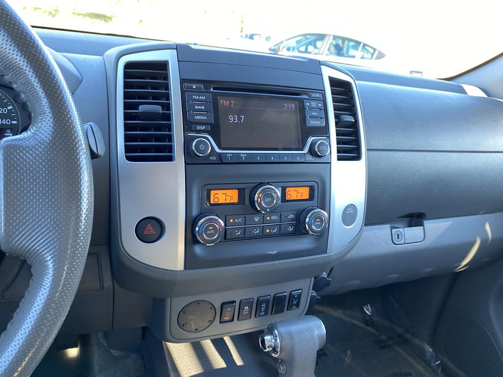 2016 Nissan Frontier SV 15