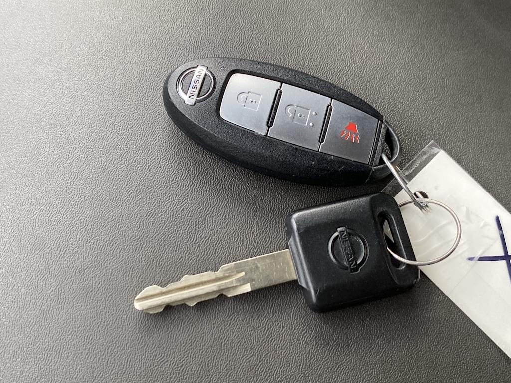 Thumbnail: 2020 Nissan Frontier - 18