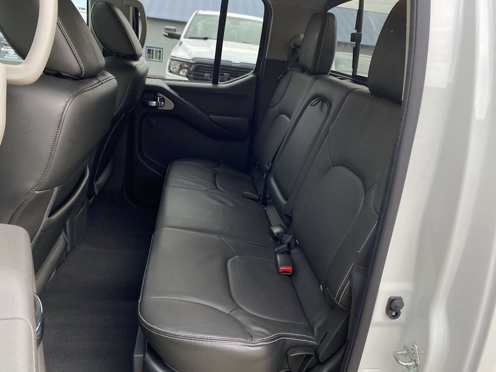 Thumbnail: 2020 Nissan Frontier - 26