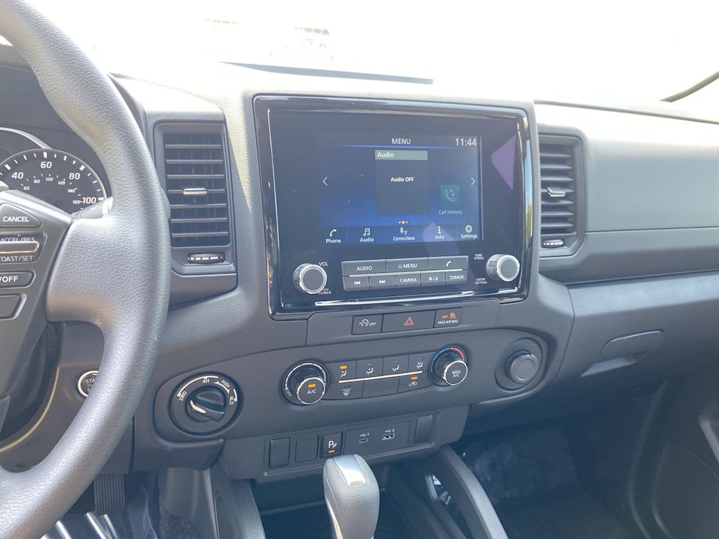 Thumbnail: 2024 Nissan Frontier - 15