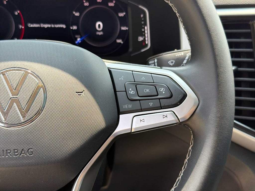 Thumbnail: 2022 Volkswagen Atlas - 28