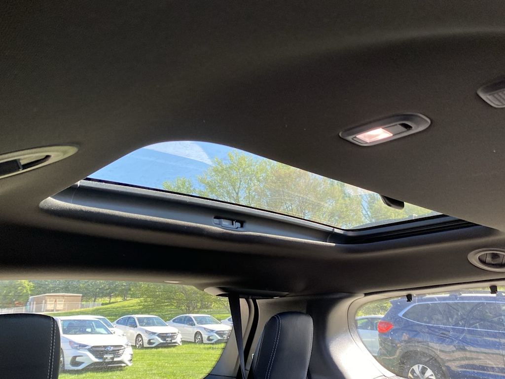 2018 Chrysler Pacifica  27