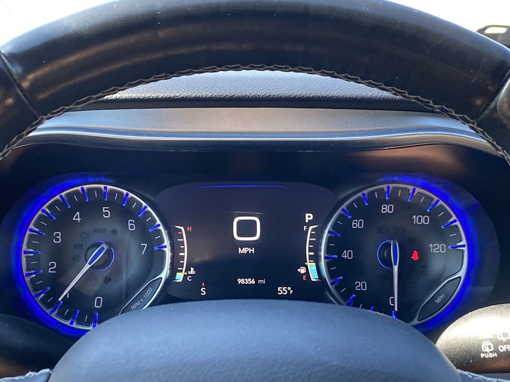 2018 Chrysler Pacifica  15