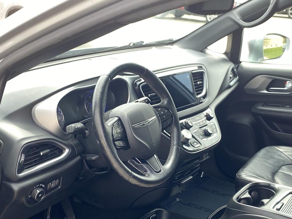 2018 Chrysler Pacifica  2