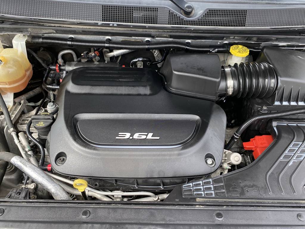 2018 Chrysler Pacifica  8