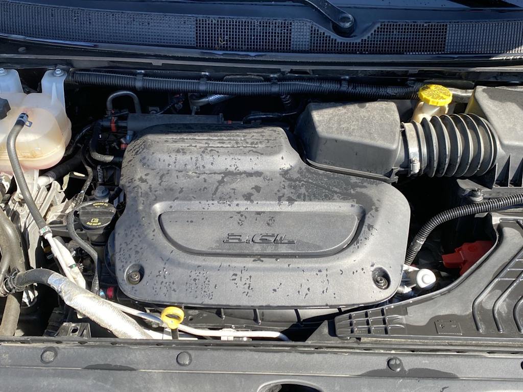 Thumbnail: 2020 Chrysler Pacifica - 8