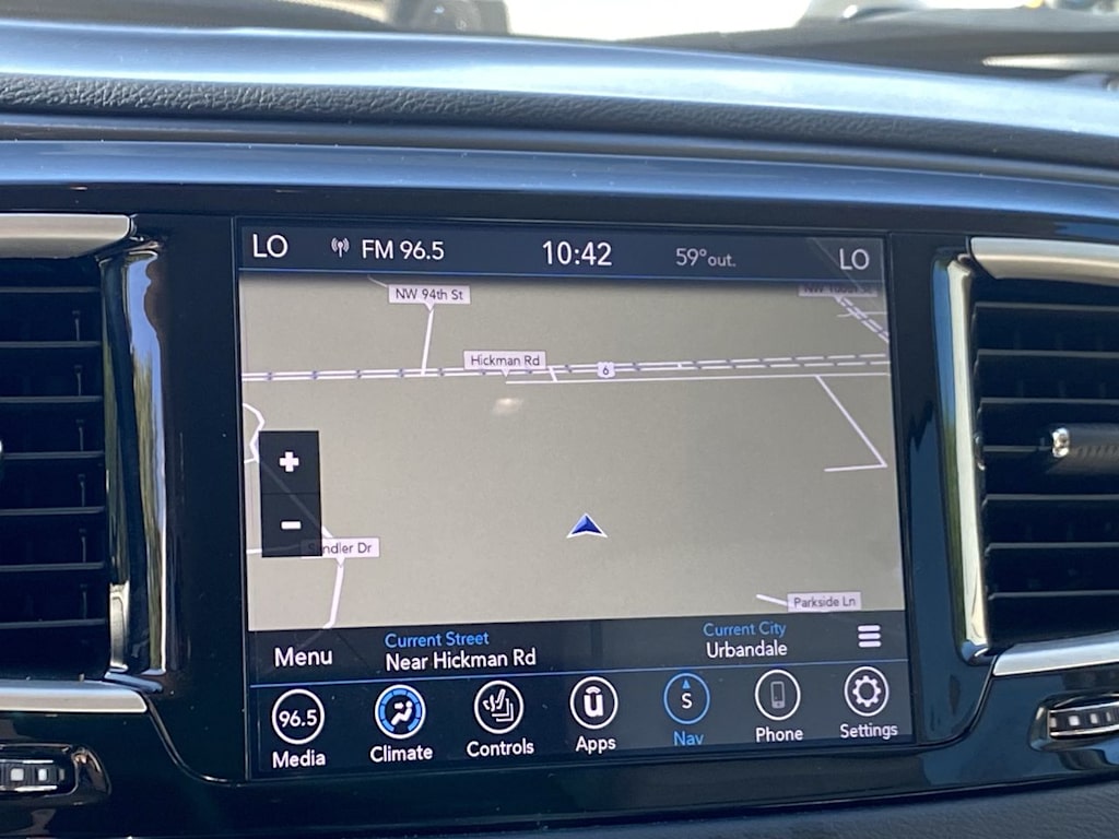 Thumbnail: 2020 Chrysler Pacifica - 30