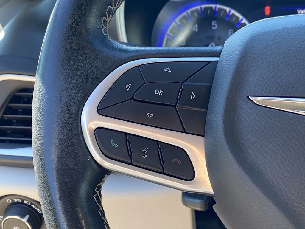 Thumbnail: 2020 Chrysler Pacifica - 28