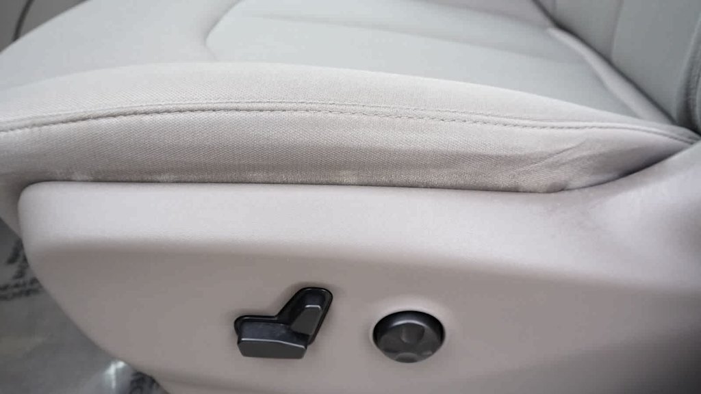 Thumbnail: 2019 Chrysler Pacifica - 23