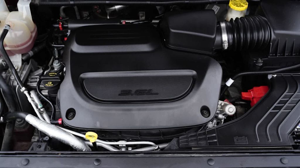 Thumbnail: 2019 Chrysler Pacifica - 8