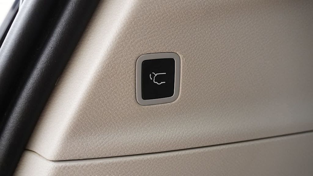 Thumbnail: 2019 Chrysler Pacifica - 16