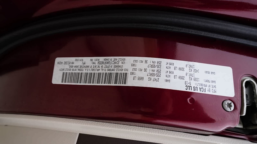 Thumbnail: 2019 Chrysler Pacifica - 17