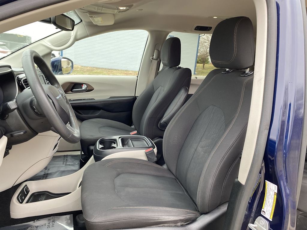 2018 Chrysler Pacifica Touring Plus 11