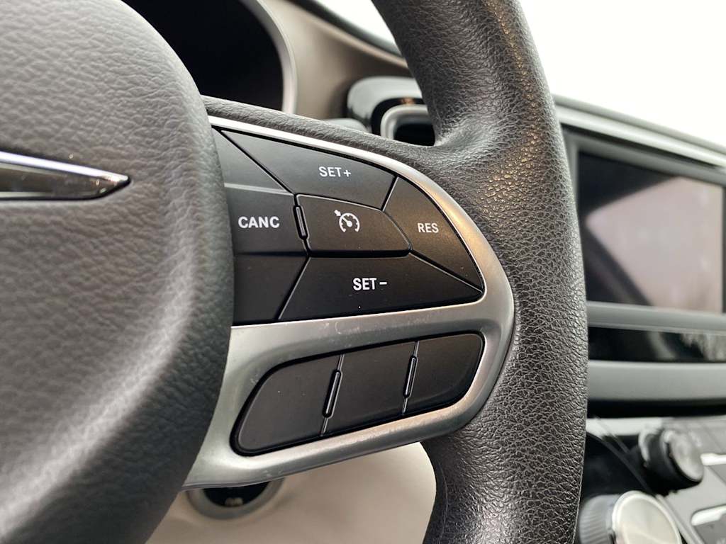 2018 Chrysler Pacifica Touring Plus 27