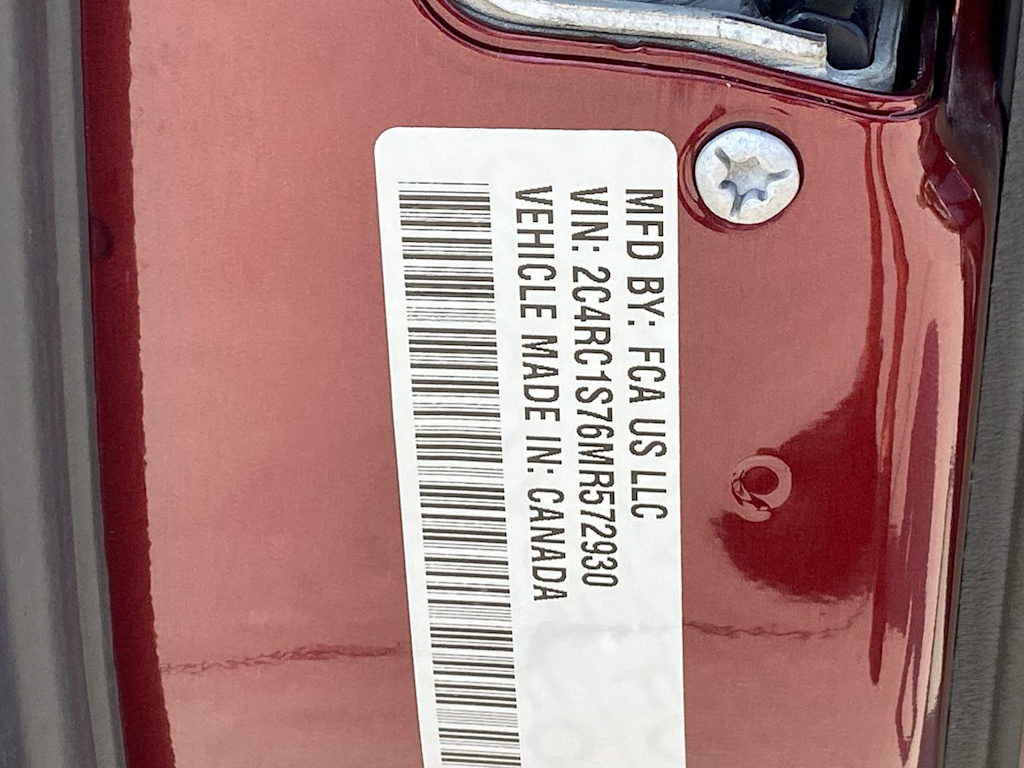 Thumbnail: 2021 Chrysler Pacifica - 19
