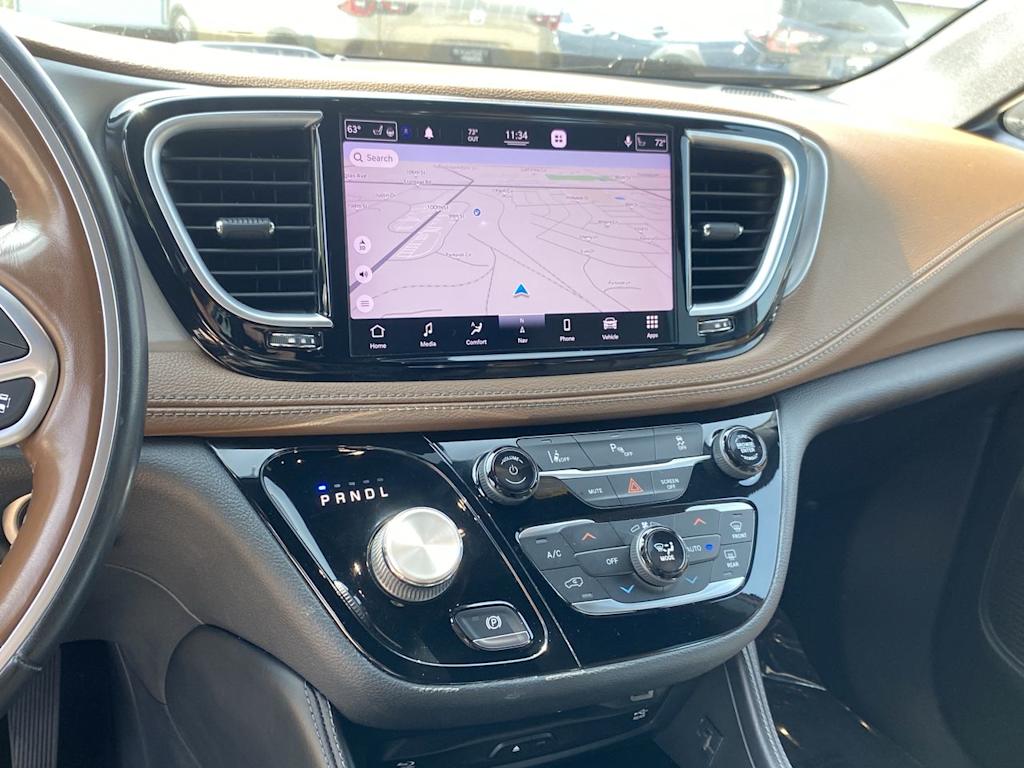 Thumbnail: 2021 Chrysler Pacifica - 14
