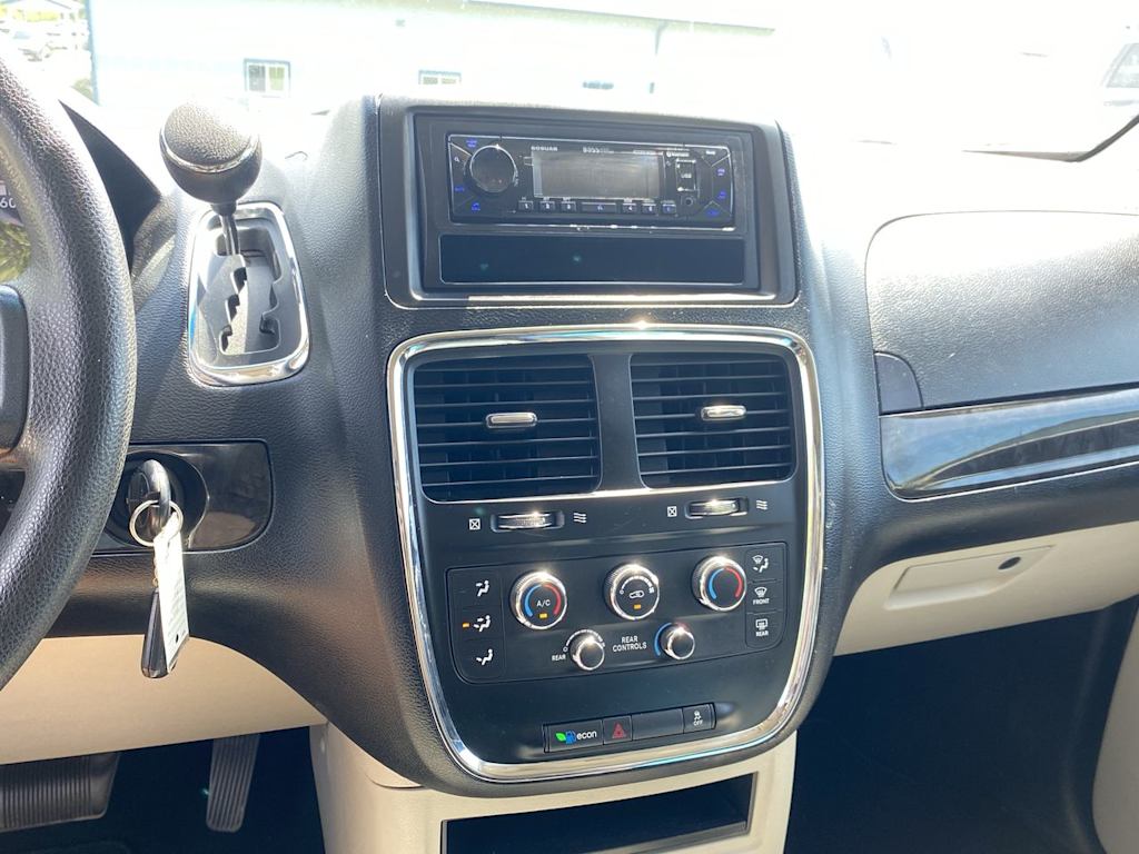 Thumbnail: 2012 Dodge Grand Caravan - 14