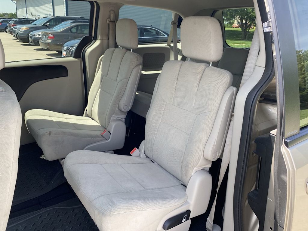 Thumbnail: 2012 Dodge Grand Caravan - 24