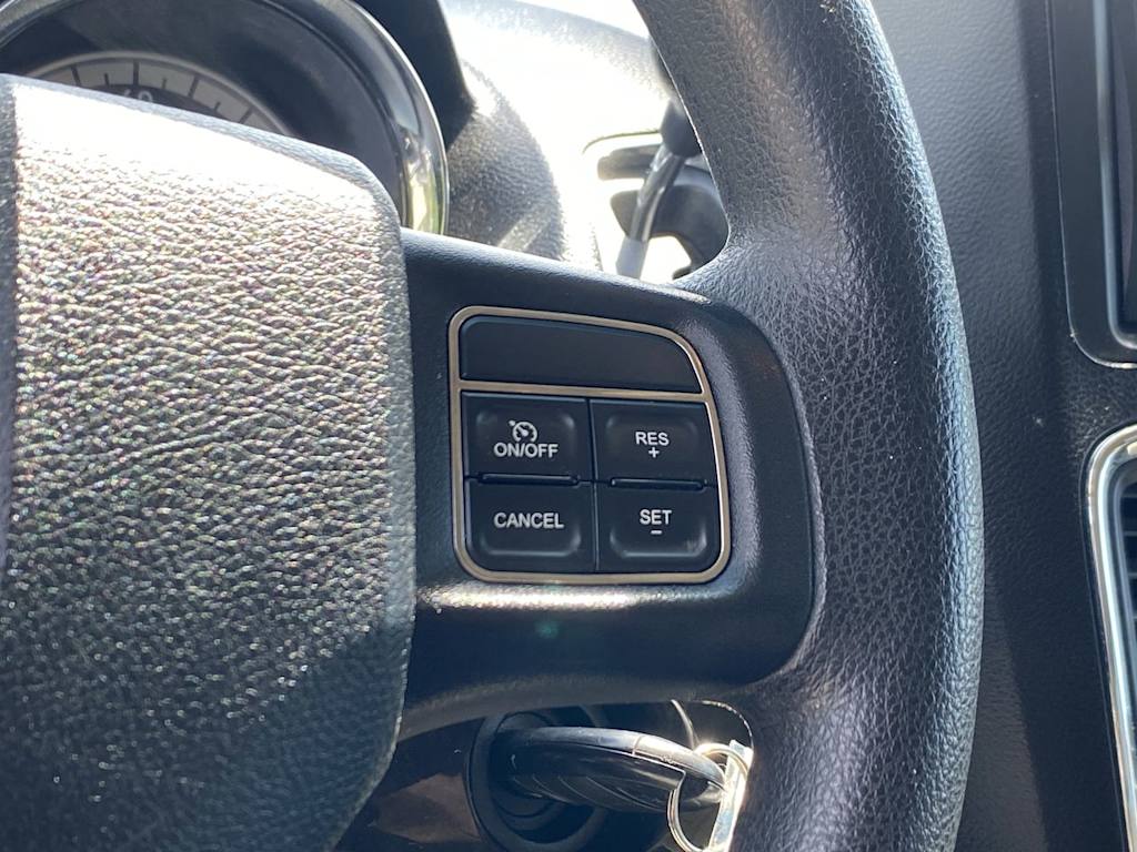 Thumbnail: 2012 Dodge Grand Caravan - 27