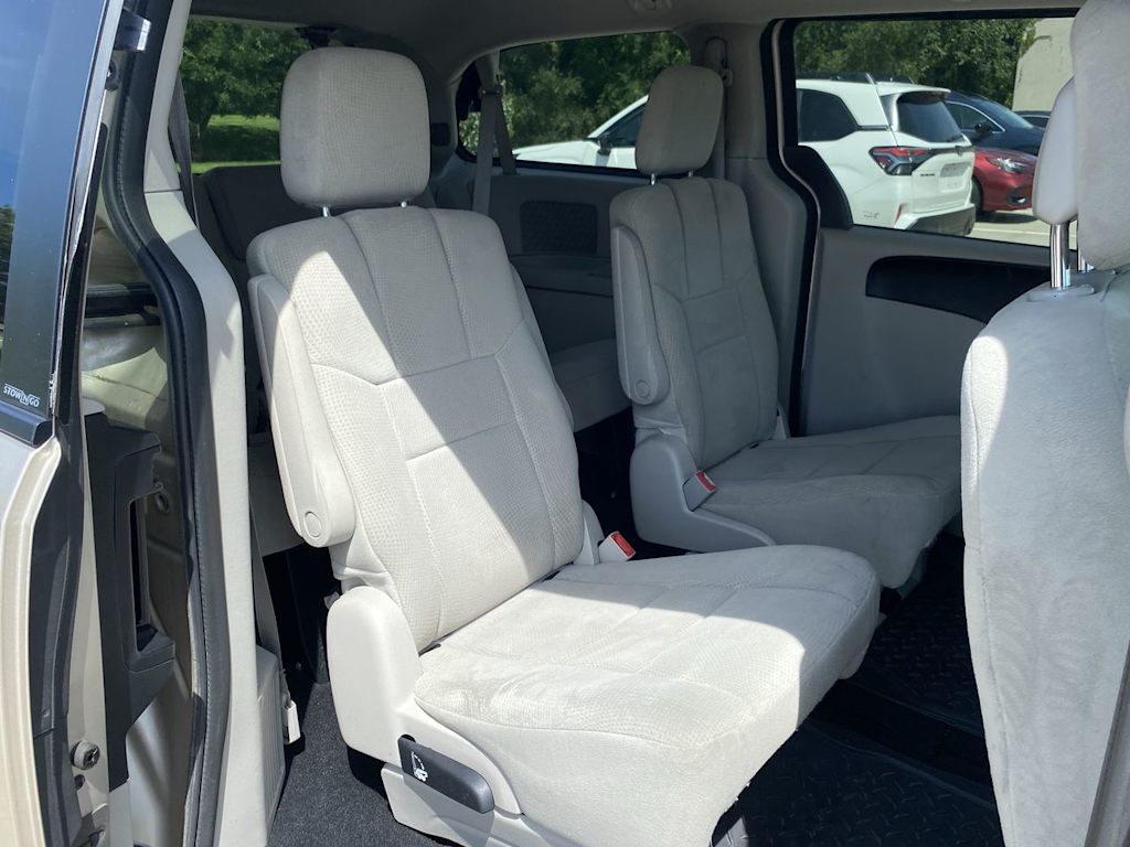 Thumbnail: 2012 Dodge Grand Caravan - 25