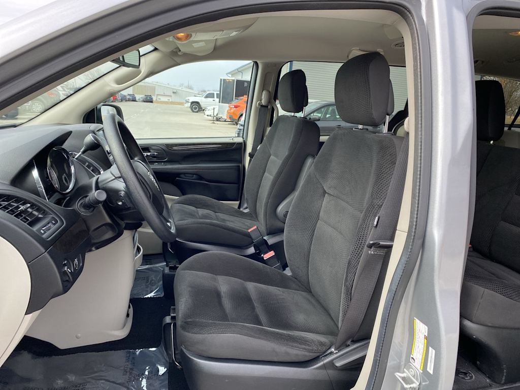 2019 Dodge Grand Caravan SE 10