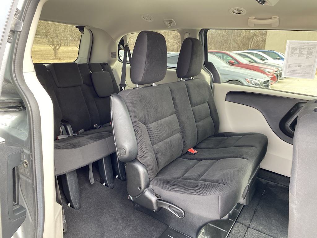 2019 Dodge Grand Caravan SE 25