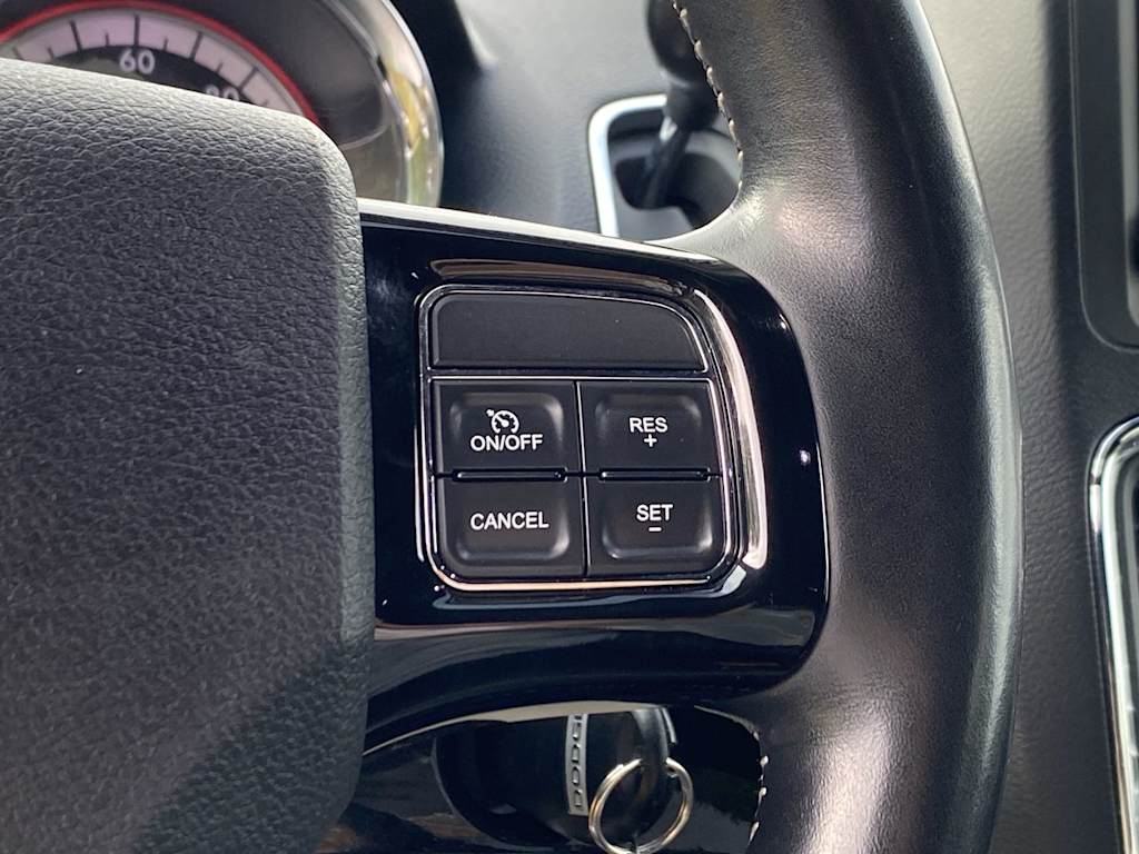 Thumbnail: 2020 Dodge Grand Caravan - 29